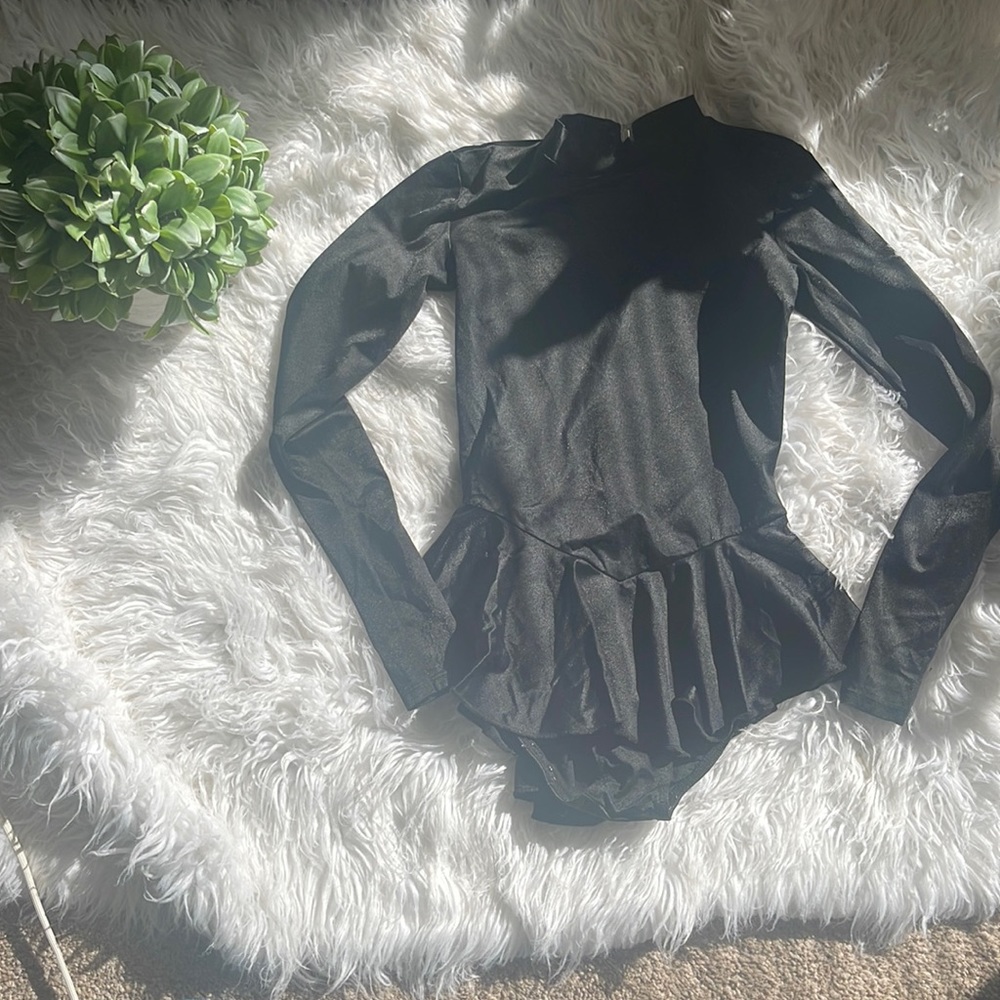 Girls Dance Leotard Black by Danskin M 8-10